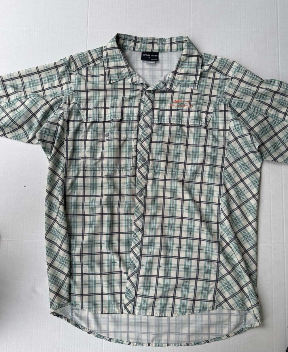 Grundens Button Down Shirt Green / Tan. Size XL